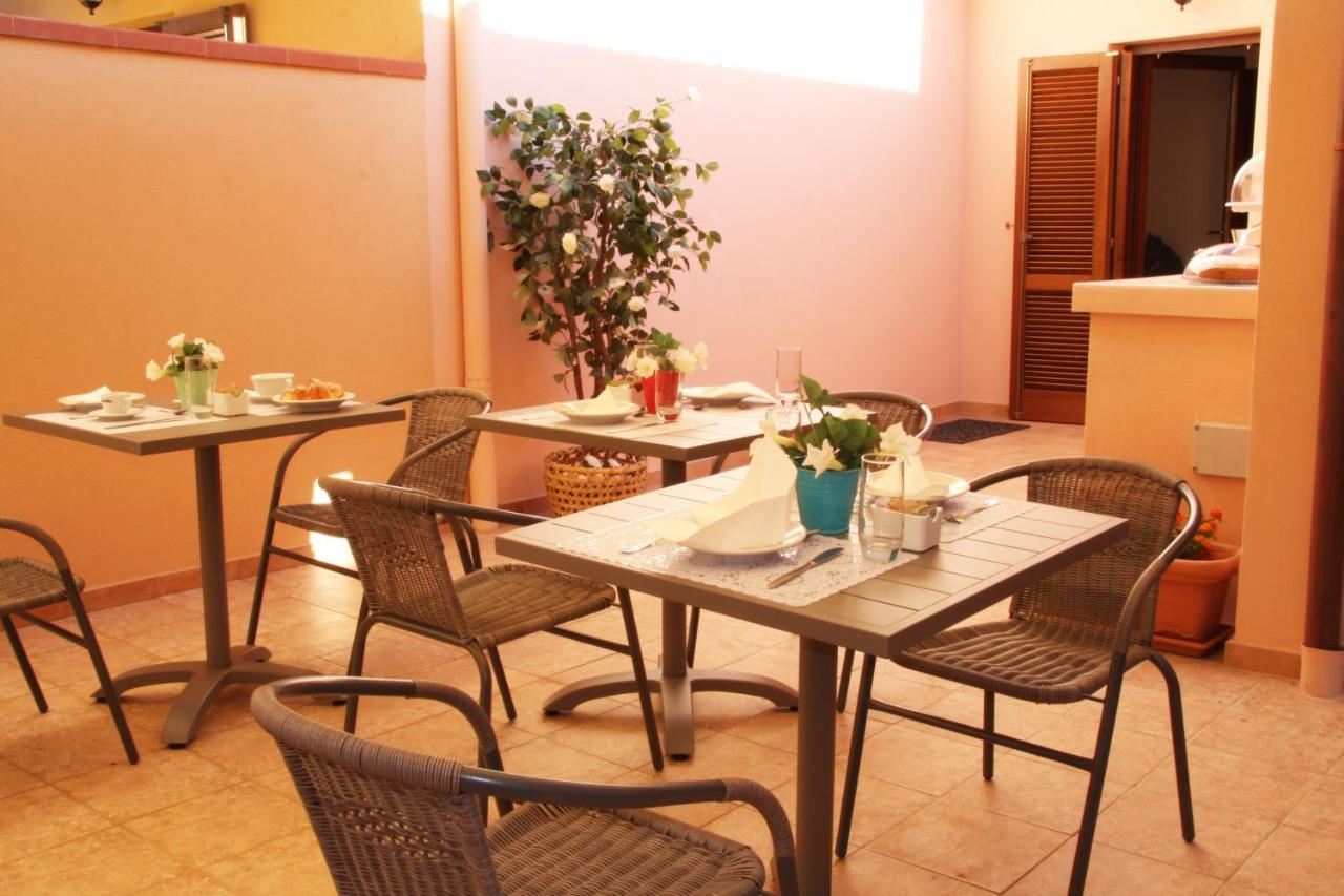 L'Alloggio-Not Just Rooms Olbia Zewnętrze zdjęcie
